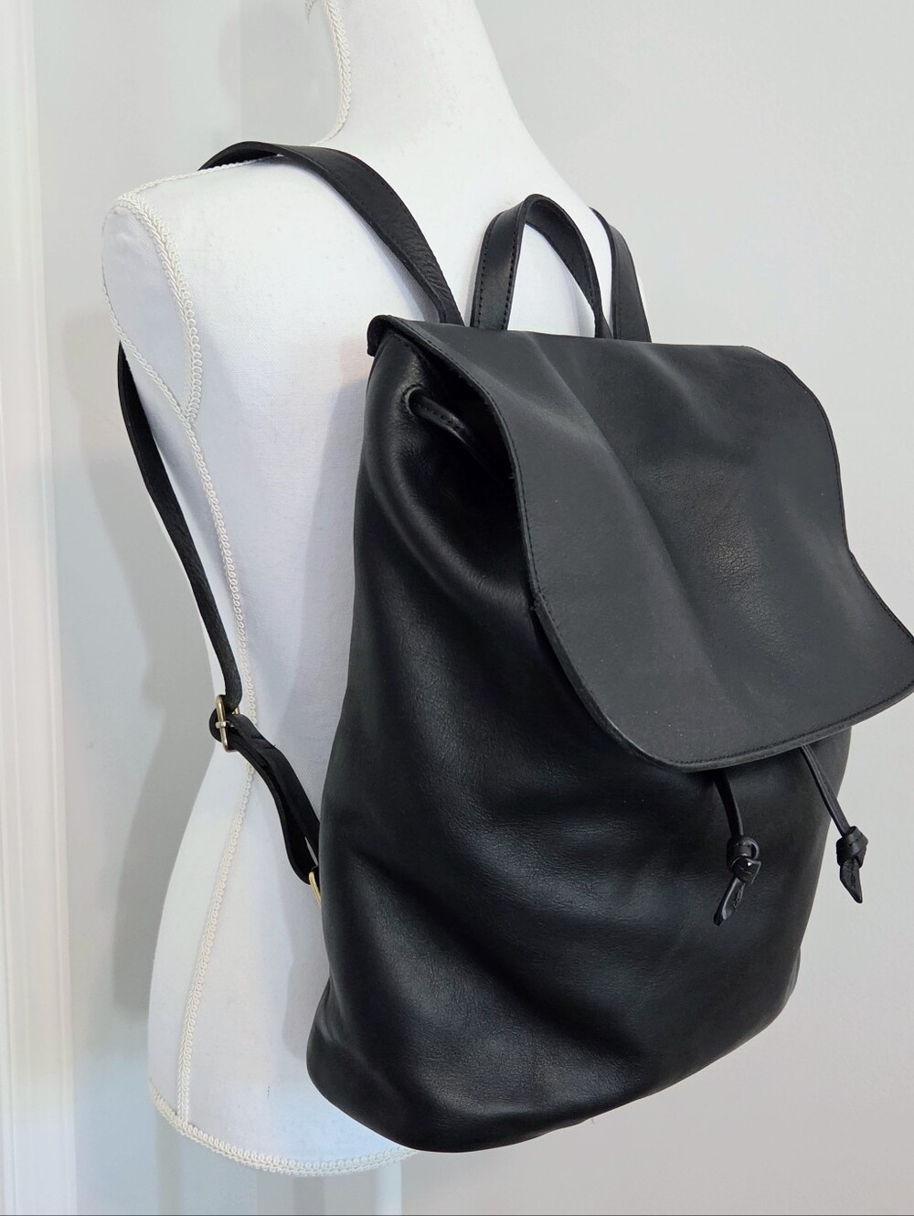Nisolo Daniela Black Leather Drawstring Backpack - Picture 8 of 14